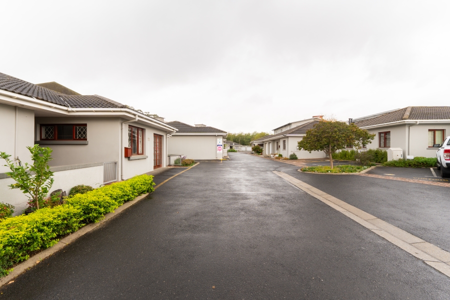 3 Bedroom Property for Sale in Stellenbosch Central Western Cape